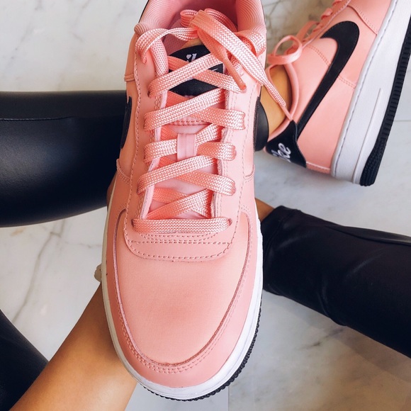 Nike air force 1 vday ( PRICE IS FIRM) - Picture 3 of 7